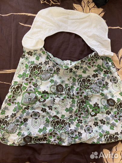 Накидка для кормления