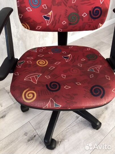 Компьютерное кресло