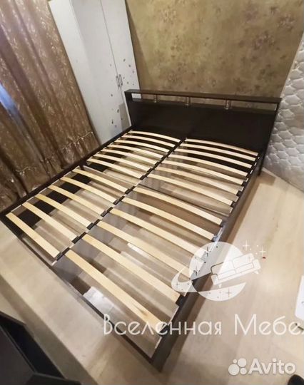 Кровать двухспальная 160х200