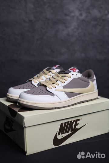 Nike Air Jordan 1 low travis scott mocha