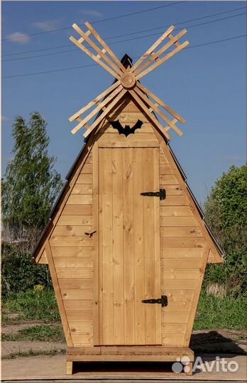 Уличный туалет деревянный ELE1001