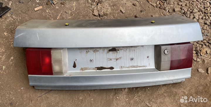 Крышка багажника Audi 80 B4