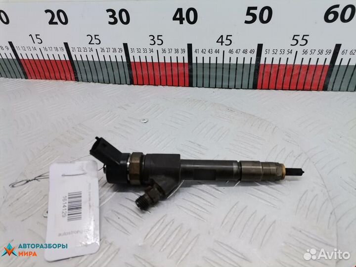 Форсунка Renault Scenic 2 рест. 2007 8200606383