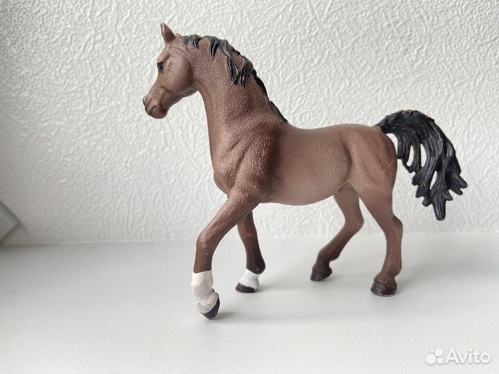 Фигурки лошадей шляйх