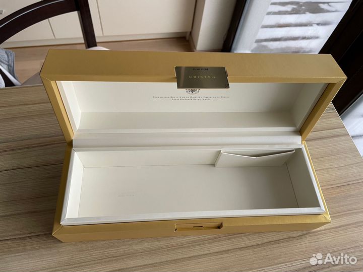 Коробка от шампанского Cristal 2014