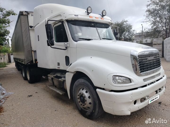 Freightliner Columbia, 2003