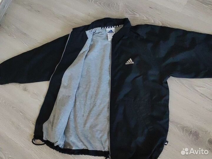 Ветровка для мальчика adidas оригинал 152см 12лет