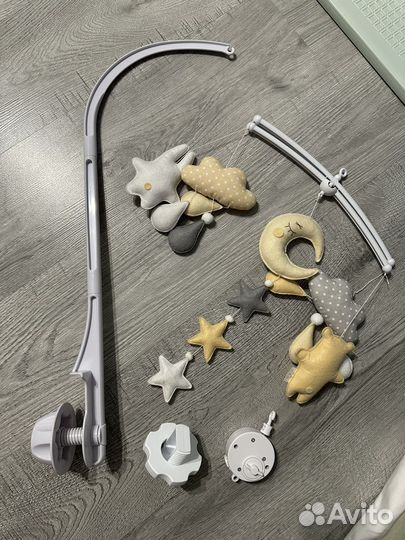 Мобиль на кроватку lovebabytoys