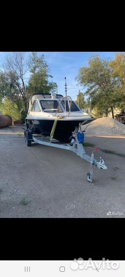 Катер Phoenix 530HT