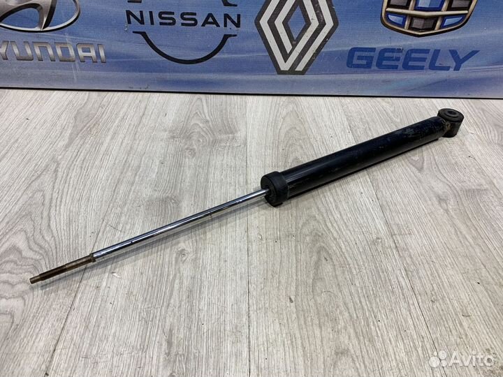 Амортизатор стойка зад Renault sandero stepway