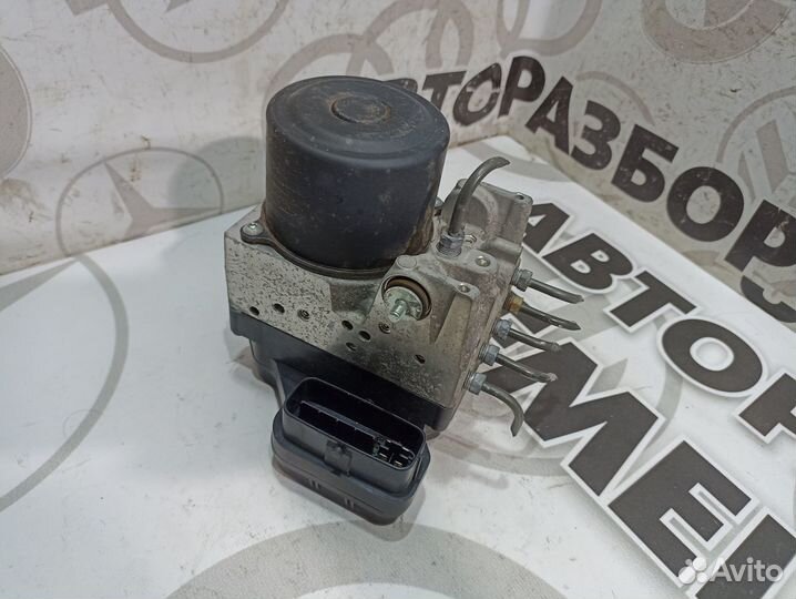 Блок ABS Lexus IS250