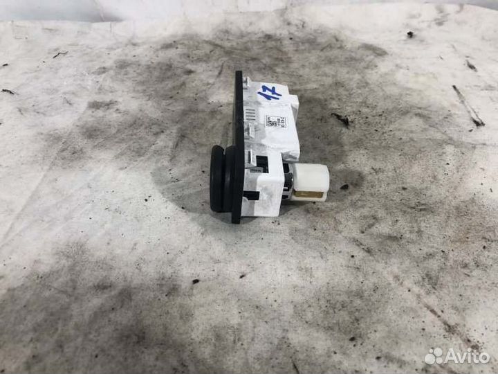 Разъем USB-AUX Land Rover Range Rover Evoque 1