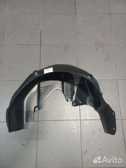 Подкрылок задний левый ford Fiesta 2015, сед