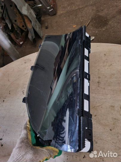 Панель приборов Mercedes-Benz S-Klass седан