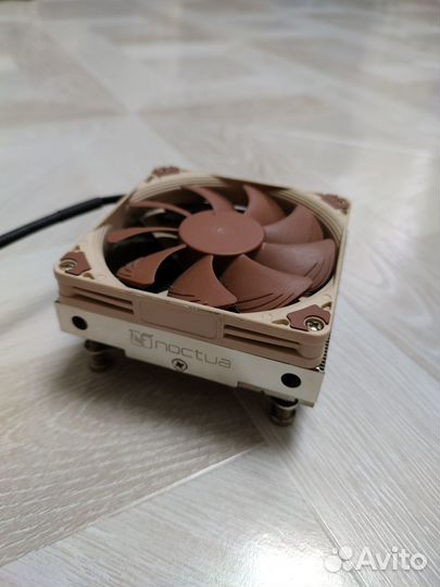 Кулер для процессора Noctua NH-L9i