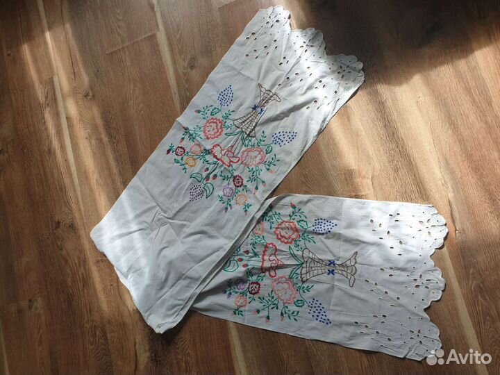 Вышитые полотенца
