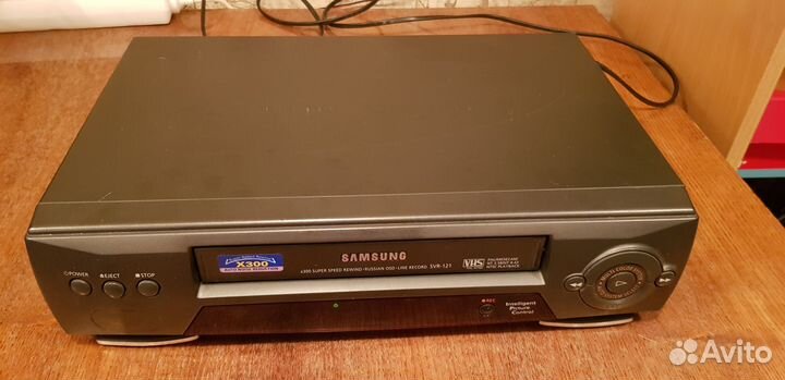 Видеоплеер Samsung SVR-121