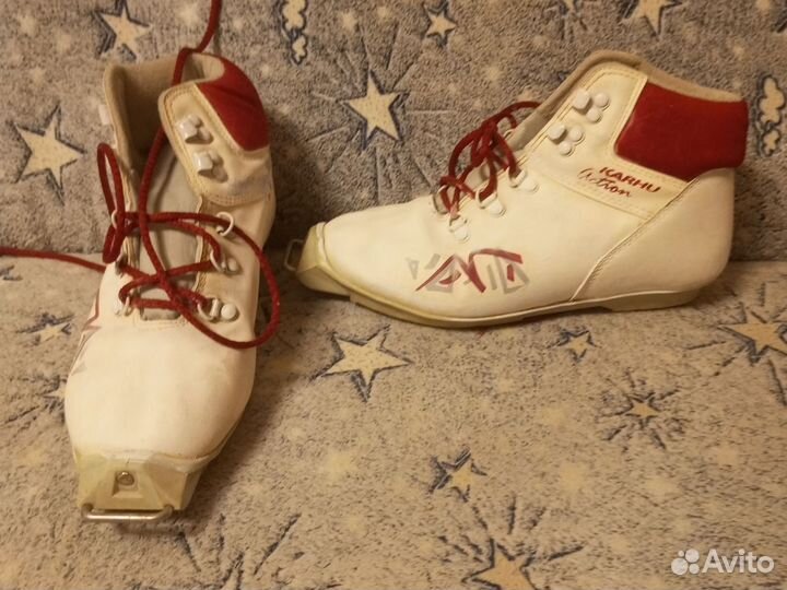 Лыжные ботинки