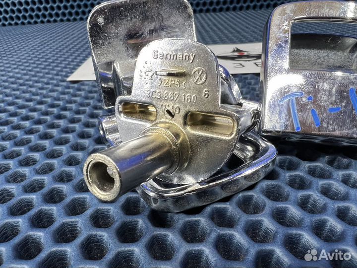 Кронштейн крепления багажа VW Tiguan NF