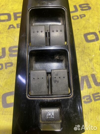 Блок управления стеклоподъемниками Mazda 3 BK