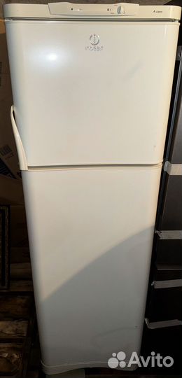 Холодильник Indesit RA36G