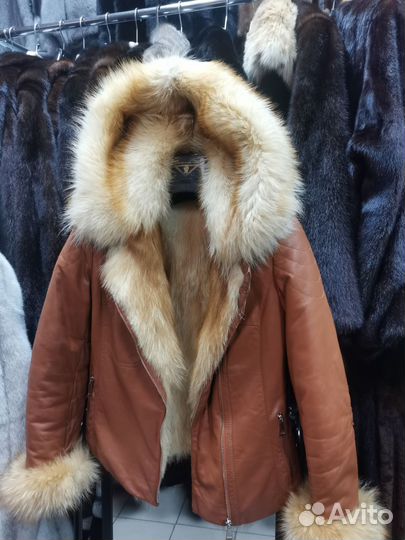 Куртка зимняя женская. Мех шок комиссионный