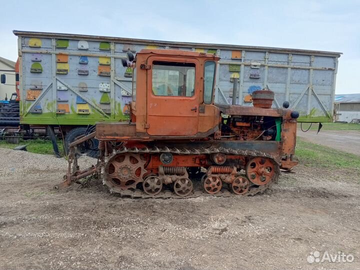Трактор ВгТЗ ДТ-75, 2000