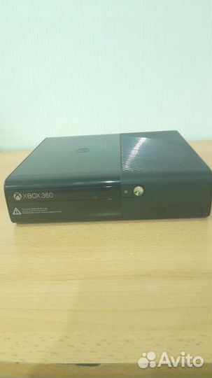 Продаю xdox 360,23 игры.не прошитый