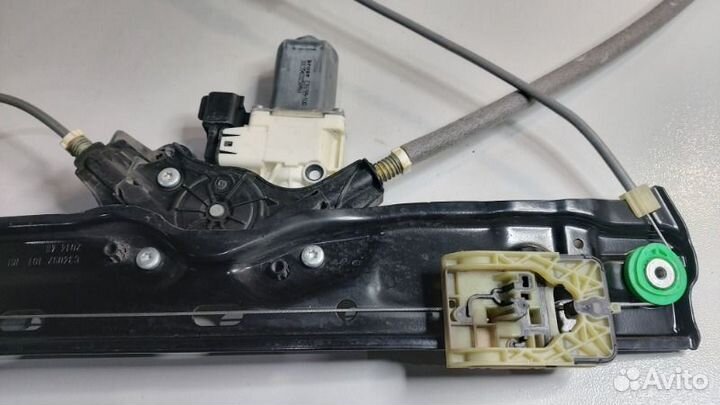 Стеклоподъемник передний правый Jaguar Xe X760