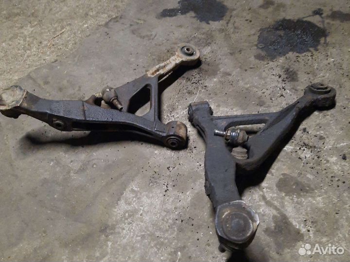 Рычаг подвески chrysler cirrus