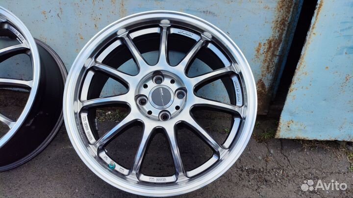 Work Emotion 11R R17 4x100