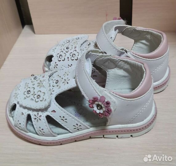 Босоножки для девочки