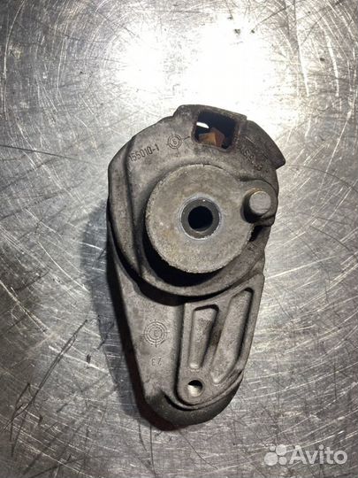 Ролик натяжителя Mercedes R-Class W251 OM642 3.0