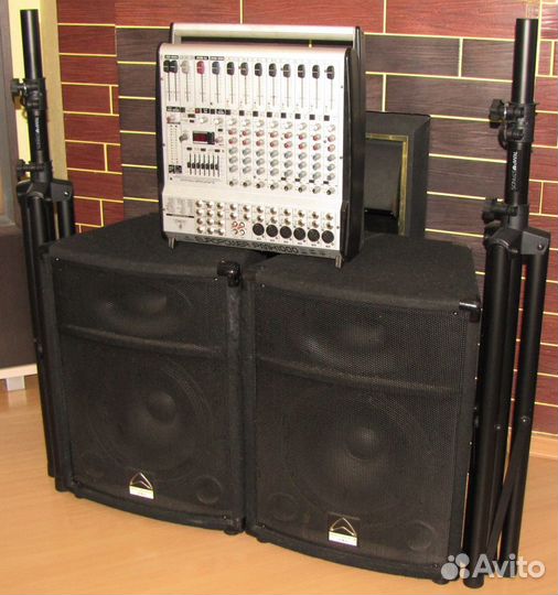 Колонки Wharfedale 1200W Активный микшер Штативы