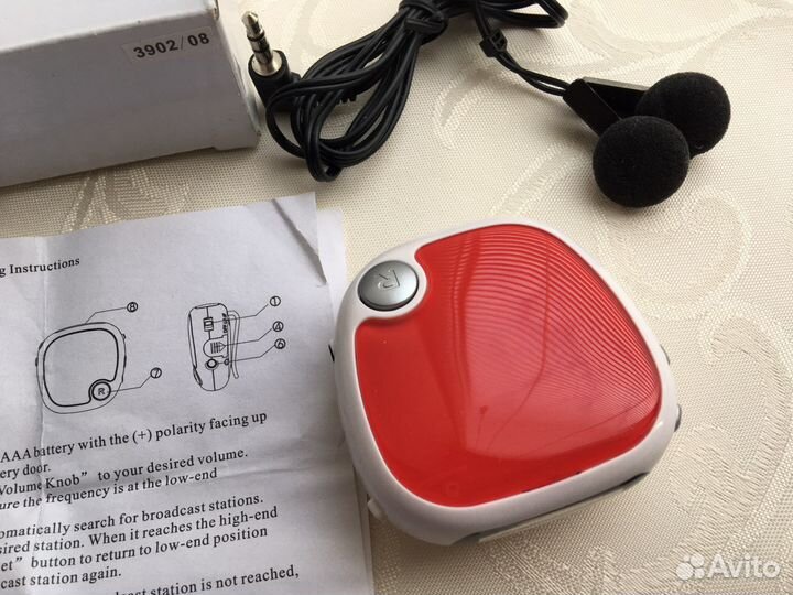 Шагомер с радио и наушниками