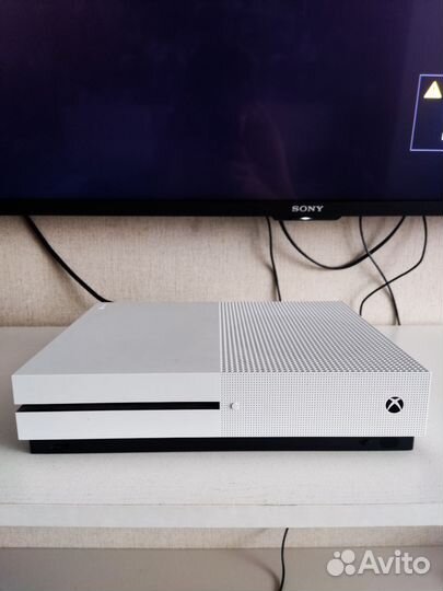 Xbox one s 1tb с играми