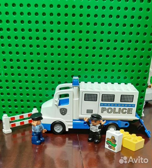 Lego duplo полиция
