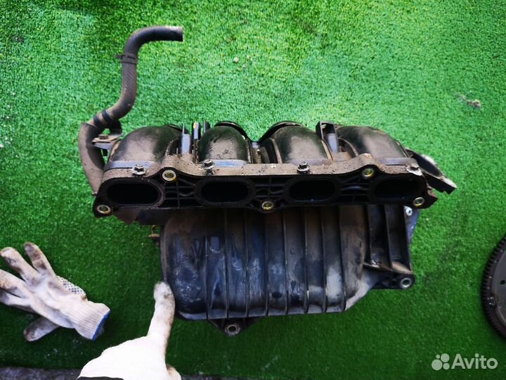 Коллектор впуска на Toyota Camry V40 2006-2011 2,4