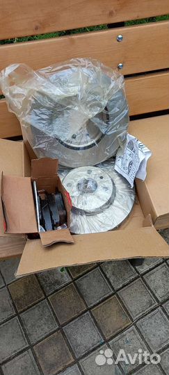 Тормозные диски, колодки