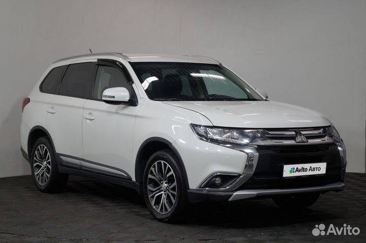 Mitsubishi Outlander 2.0 CVT, 2016, 126 000 км