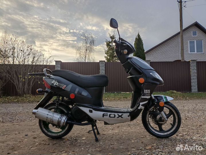 Скутер Stels Skif