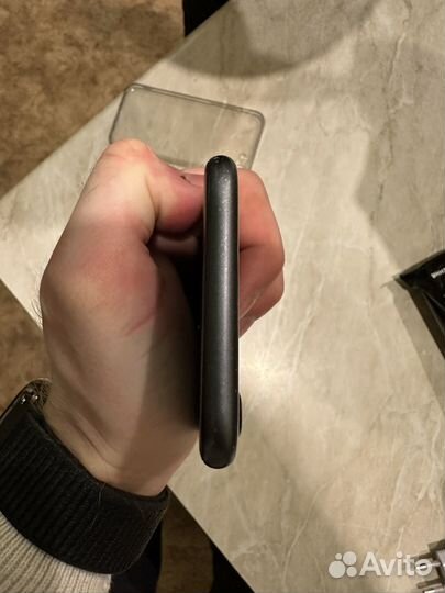iPhone 8, 128 ГБ