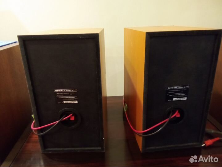 Акустические колонки Onkyo D-V77