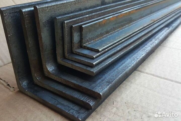 Уголок стальной