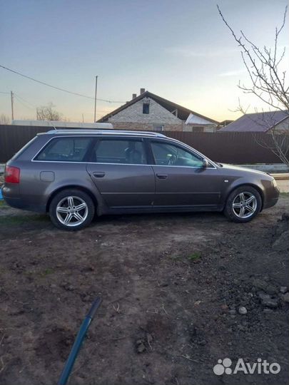 Audi A6 2.5 МТ, 1998, 525 840 км