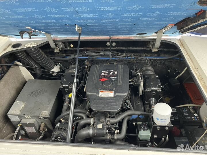 Катер Stingray 240cs