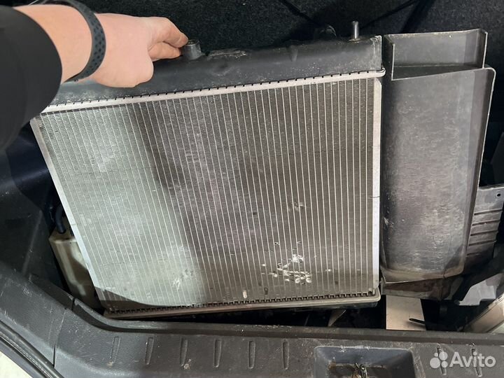 Радиатор nissan note e11 в сборе