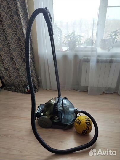 Моющий пылесос Bissell
