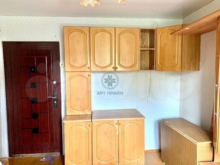 Комната 14 м² в 4-к., 4/9 эт.