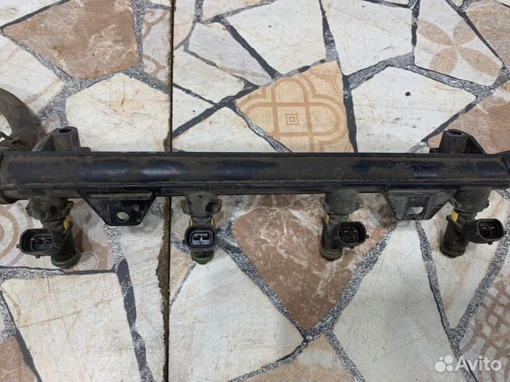 Топливная рампа (рейка) Skoda Fabia хэтчбэк 1.4